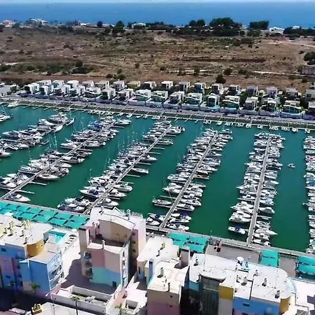 Spacious In With Pool And Terrace Albufeira