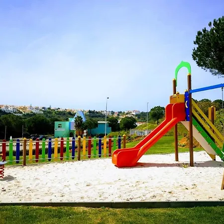 Апартаменты Spacious In With Pool And Terrace Албуфейра