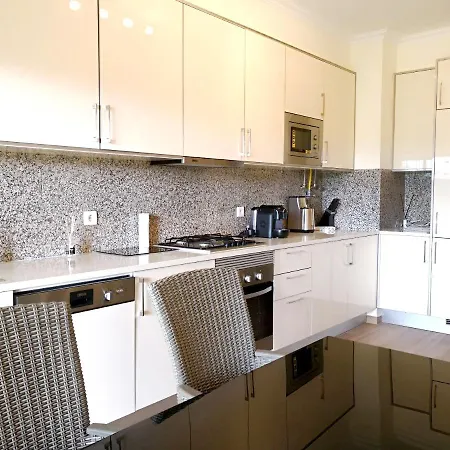 Spacious In With Pool And Terrace Apartment Albufeira