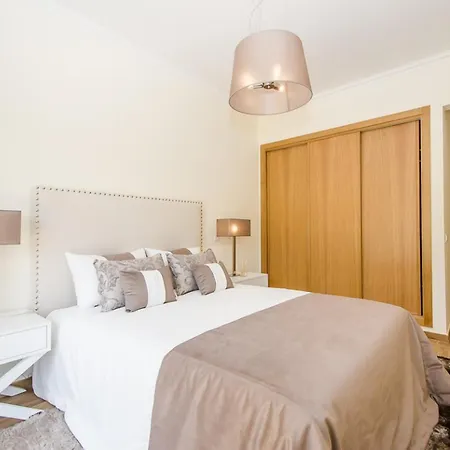 Spacious In With Pool And Terrace Apartment Albufeira