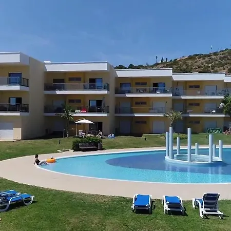 Apartment Spacious In With Pool And Terrace