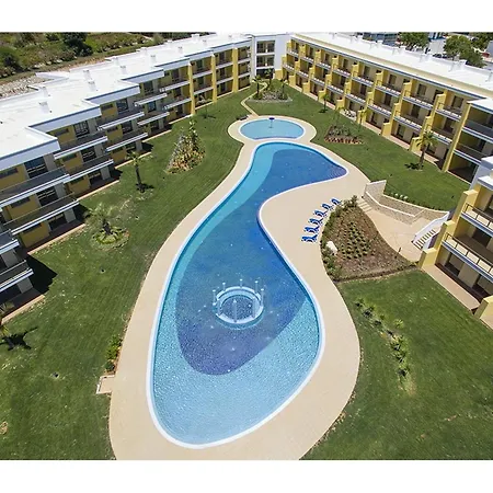 Spacious In With Pool And Terrace * Albufeira